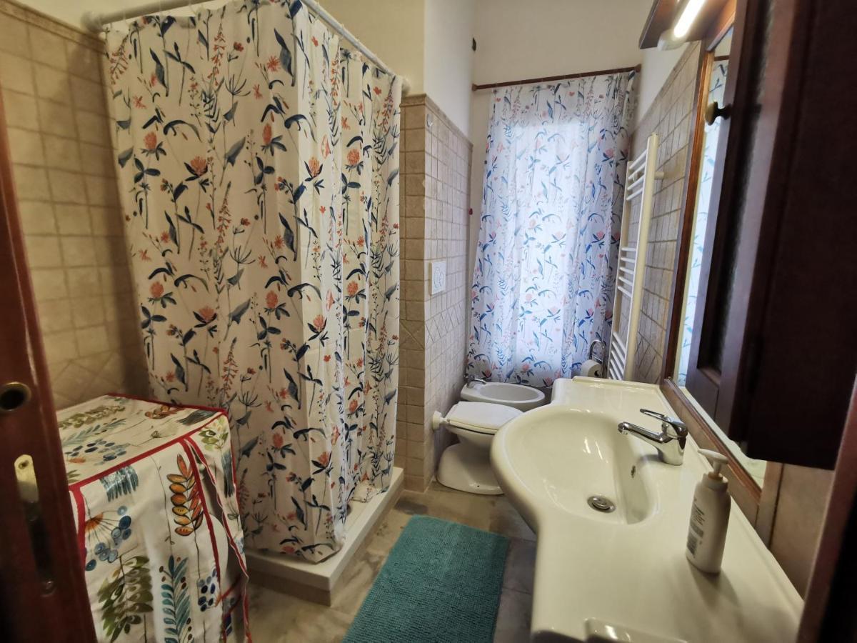 La Casa Nel Villaggio Ачилия Экстерьер фото