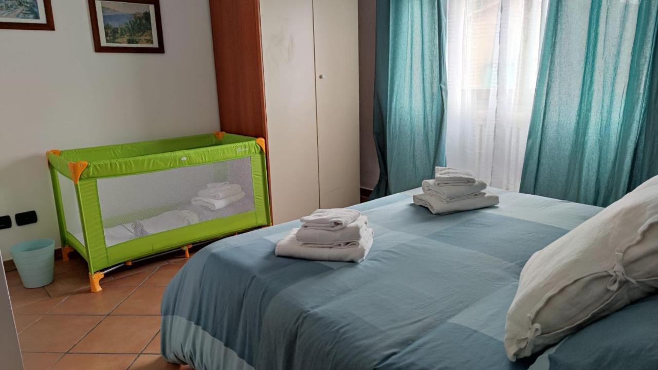La Casa Nel Villaggio Ачилия Экстерьер фото
